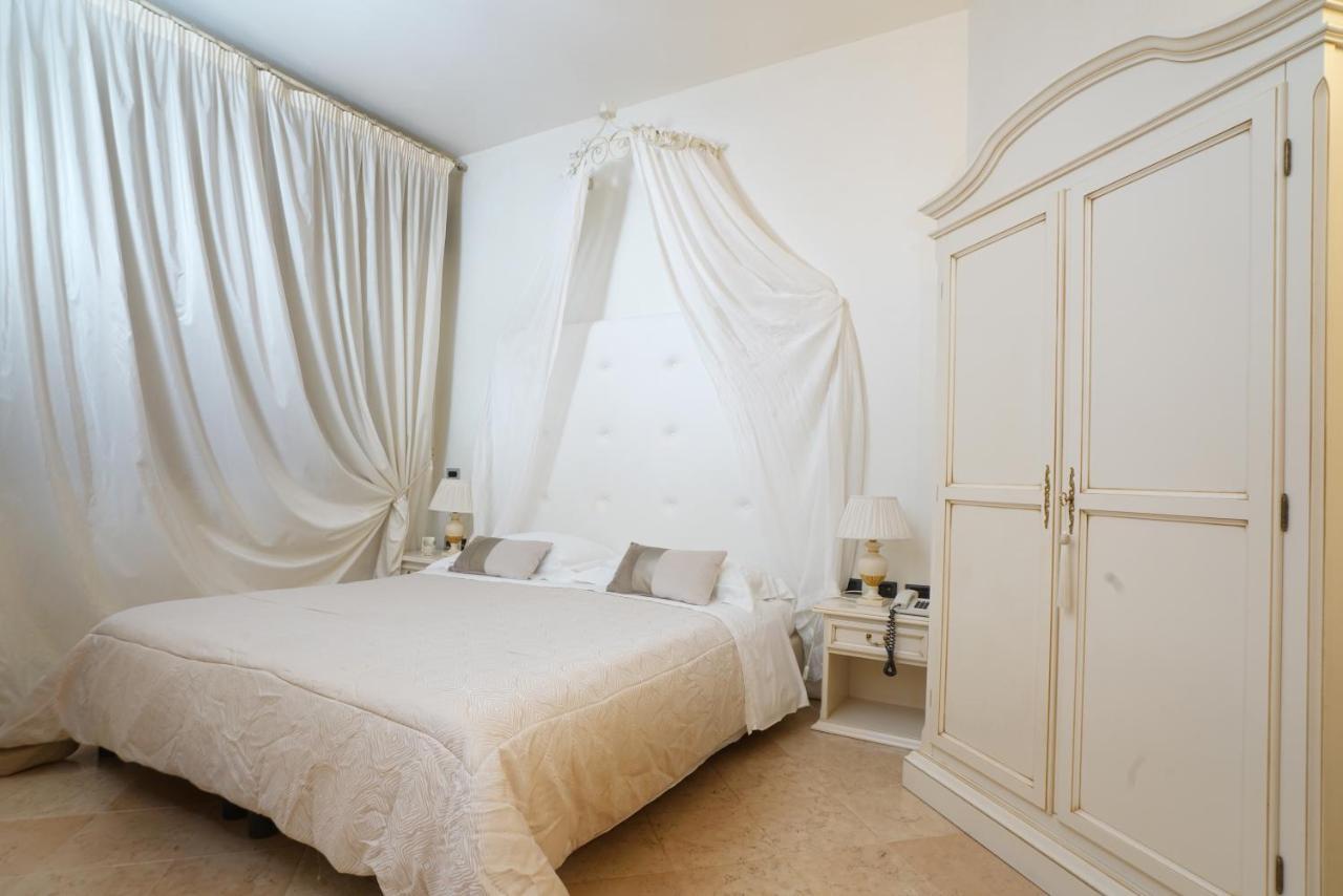 Hotel Europa Pallazzolo sullʼOglio المظهر الخارجي الصورة
